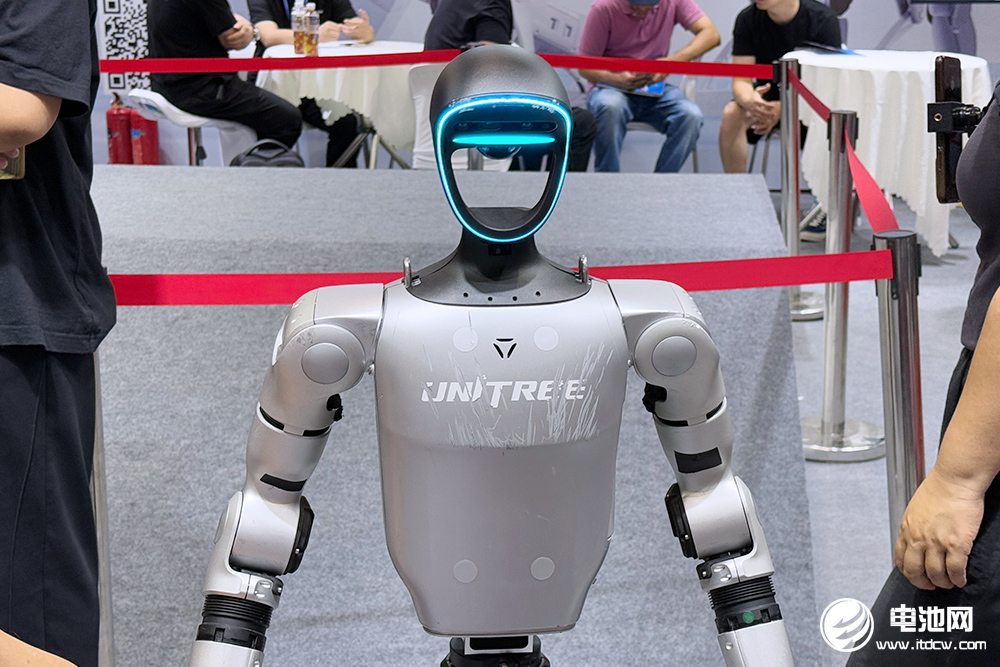 人形机器人 人形机器人