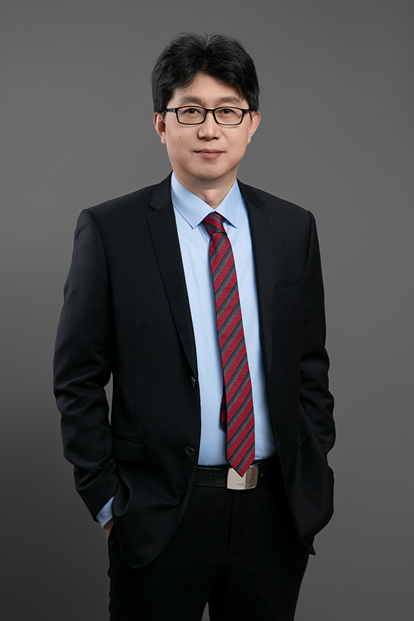 第15届(2025年)中国电池新能源行业年度人物:刘同鑫 1760155010298055636.jpg