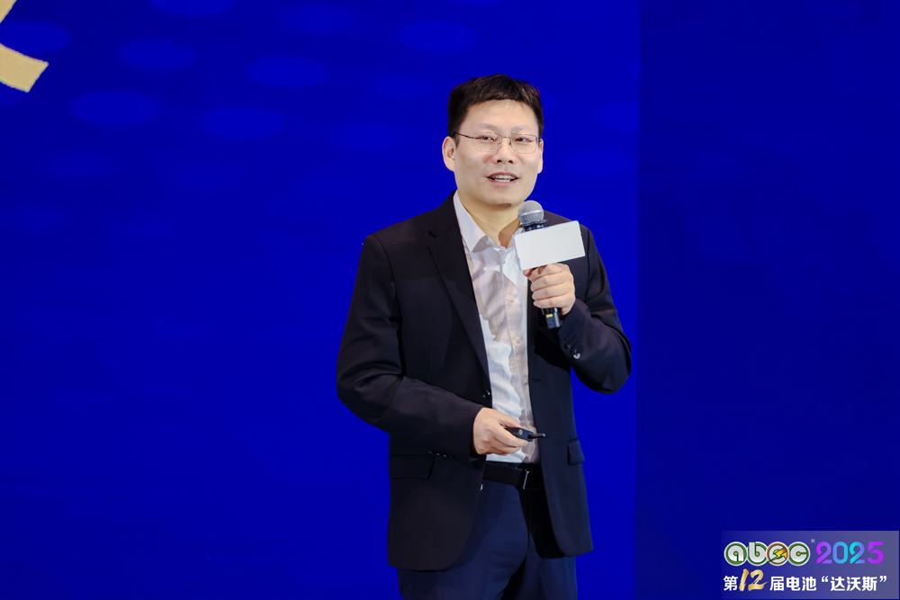 北京大学深圳研究生院副教授、深圳后浪实验室主任吴忠振 12334041U-1.jpg