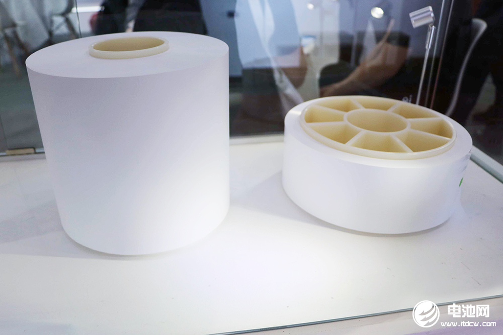 首个锂电隔膜载体标准落地,苏州天裕领衔破解行业“隐形”瓶颈 首个锂电隔膜载体标准落地,苏州天裕领衔破解行业“隐形”瓶颈