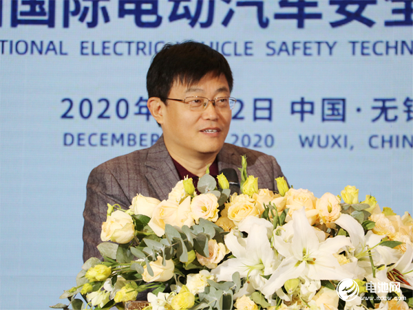  中国汽车动力电池产业创新联盟副秘书长王子冬